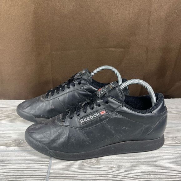 Reebok Classic Black Low Top Sneaker Shoe Womens Size 8.5 - Picture 3 of 11